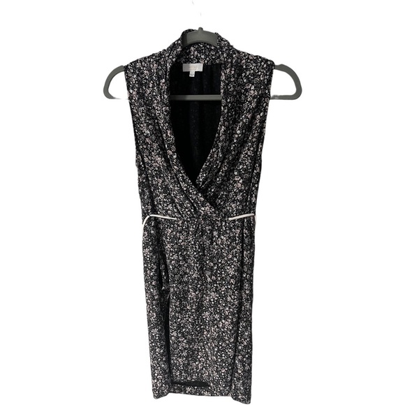 Wilfred Dresses & Skirts - A Wilfred floral 100% silk dress in extra small